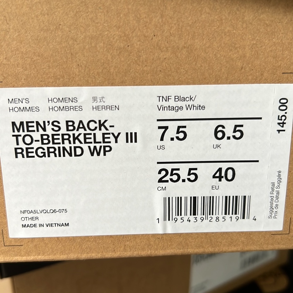 Men’s Back-To-Berkeley III Regrind Waterproof Boots - Black -NIB - Picture 5 of 5